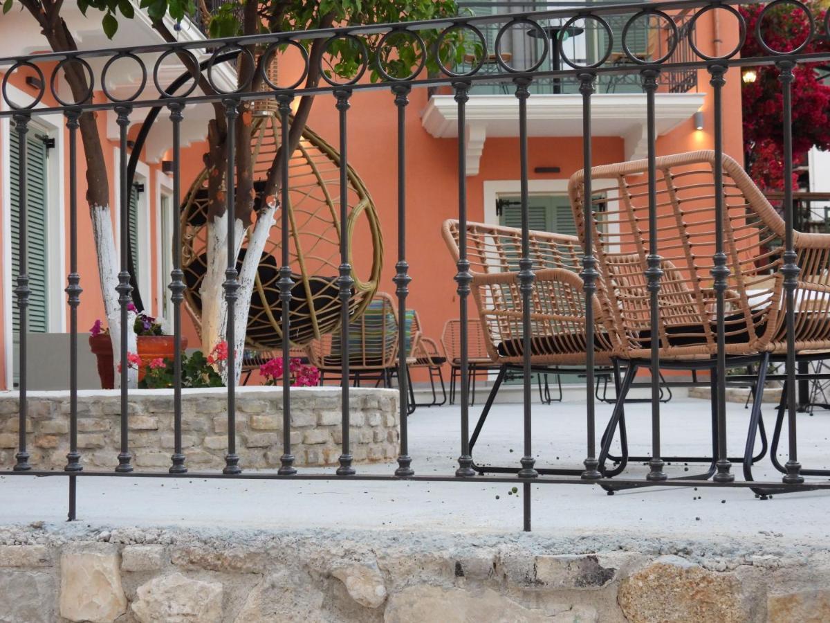 Saint George Hotel Parga Bagian luar foto